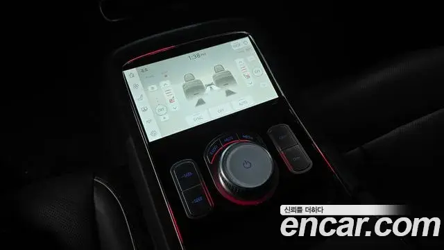 Genesis G90 2022 — ფოტო 25/31