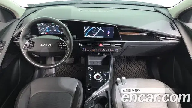 Kia Niro 2025 — Фото 10/20