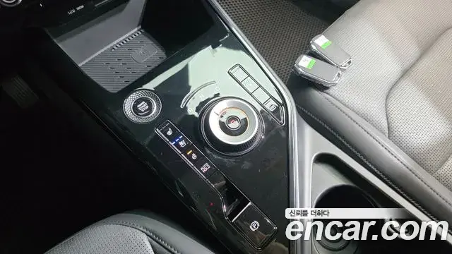 Kia Niro 2025 — Фото 7/20