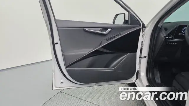 Kia Niro 2025 — Şəkil 3/38