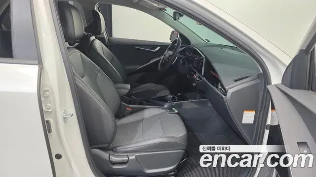 Kia Niro 2025 — Şəkil 16/38