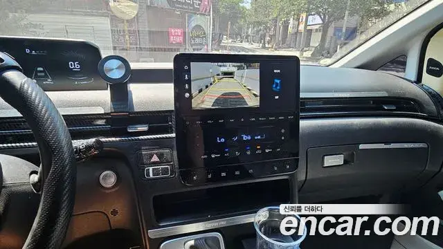 Hyundai Staria 2021 — Фото 9/20