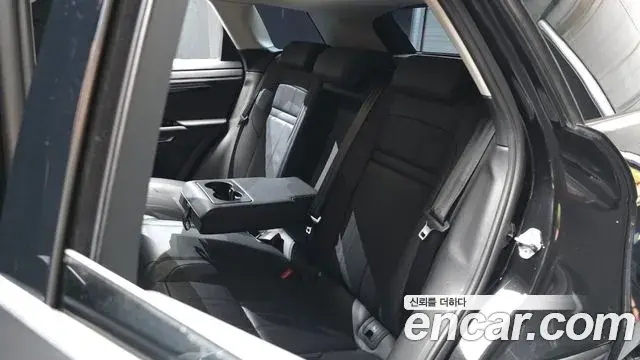 Land Rover Range Rover Evoque 2022 — Şəkil 29/34