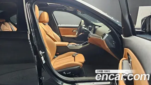BMW 3 Series 2023 — ფოტო 12/34