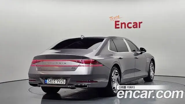 Genesis G90 2023 — Photo 5/33