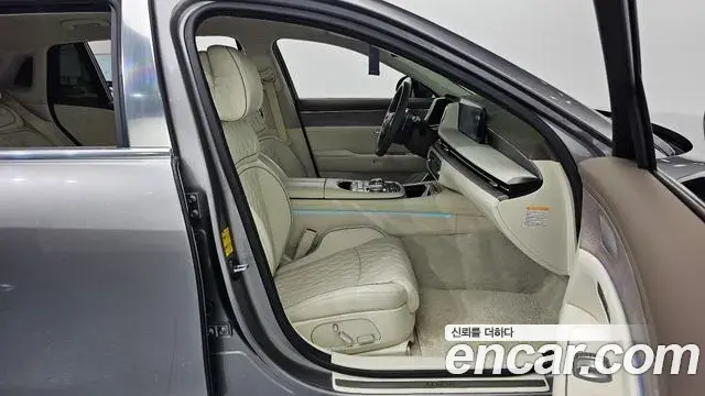 Genesis G90 2023 — Photo 25/33