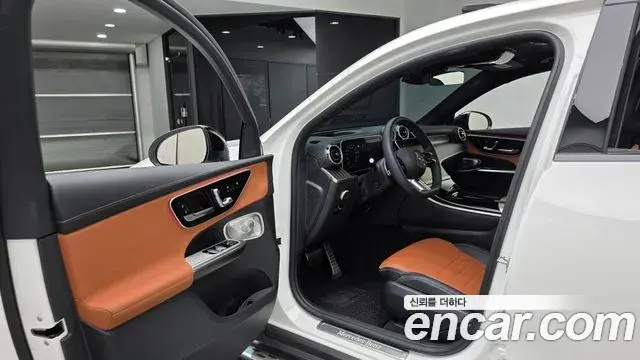 Mercedes-Benz GLC-Class 2024 — Фото 10/20