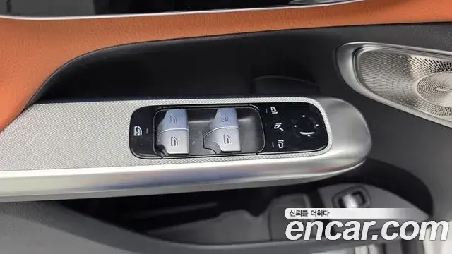 Mercedes-Benz GLC-Class 2024 — Фото 19/20
