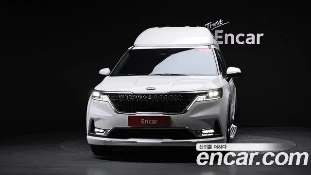 Kia Carnival 2021 — Фото 3/20