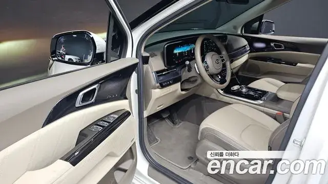 Kia Carnival 2021 — Фото 10/20