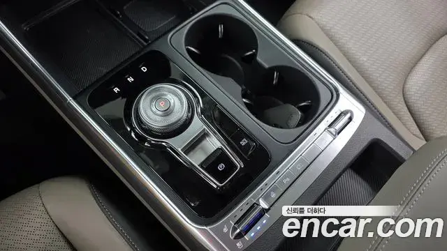 Kia Carnival 2025 — Фото 9/20