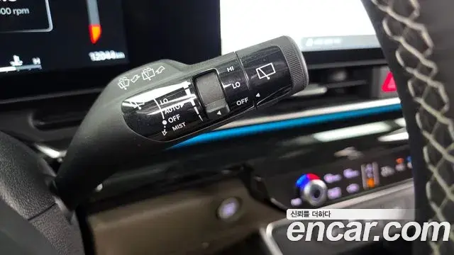 Kia Carnival 2025 — Şəkil 36/36