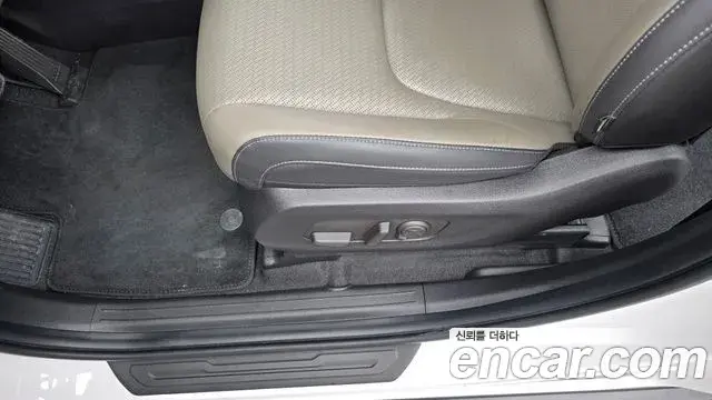 Kia Carnival 2025 — Şəkil 23/36