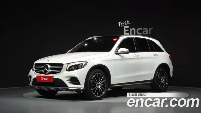 Mercedes-Benz GLC-Class 2019 — Şəkil 21/32