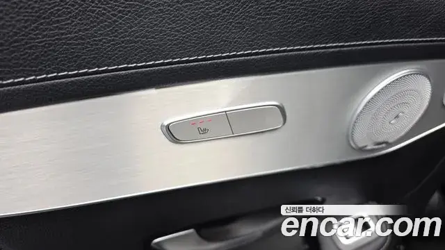 Mercedes-Benz GLC-Class 2019 — Şəkil 4/32