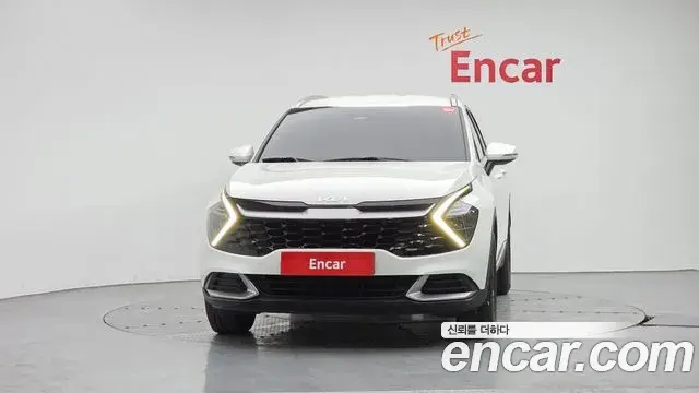Kia Sportage 2022 — Фото 3/20