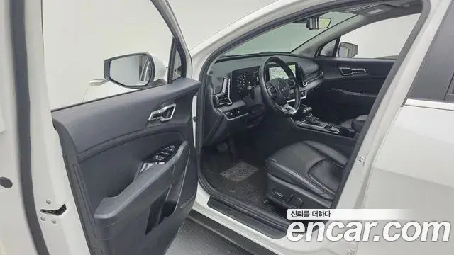 Kia Sportage 2022 — Фото 10/20