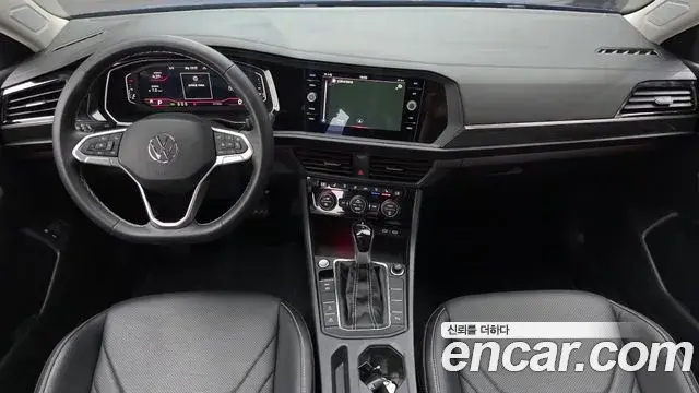 Volkswagen Jetta 2023 — ფოტო 16/34