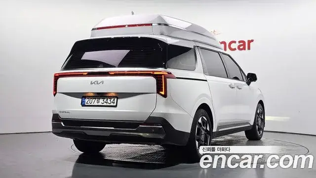 Kia Carnival 2024 — ფოტო 20/20