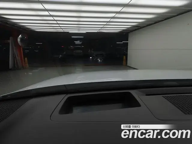 Hyundai Grandeur Hybrid 2022 — Photo 8/20
