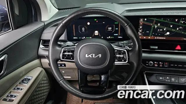 Kia Carnival 2024 — Şəkil 14/37