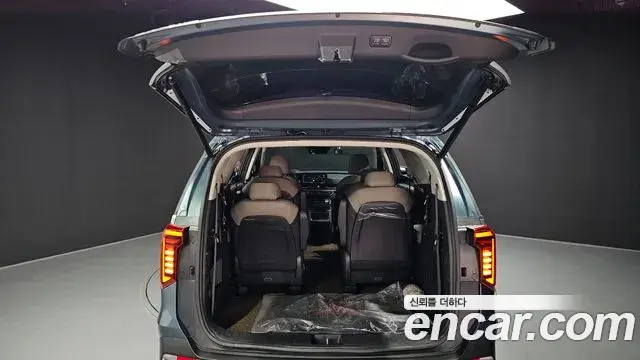 Kia Carnival 2024 — Şəkil 2/37