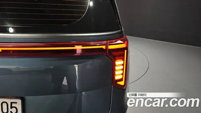 Kia Carnival 2024 — Şəkil 30/37