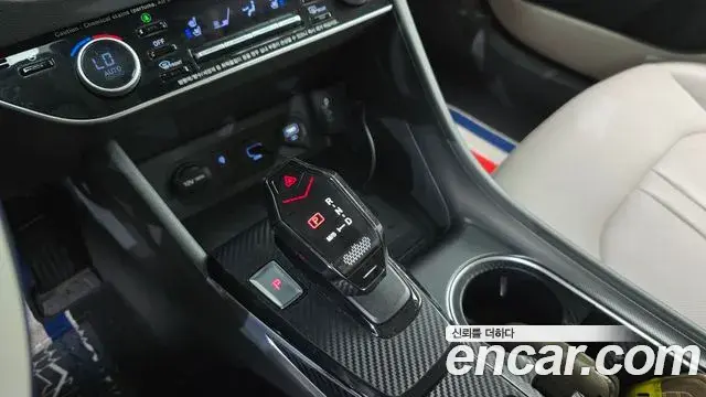 Hyundai Sonata 2019 — Фото 8/20