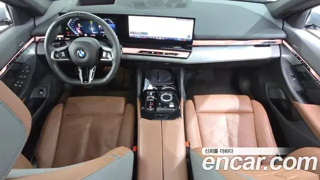 BMW 5 Series 2024 — Şəkil 22/35