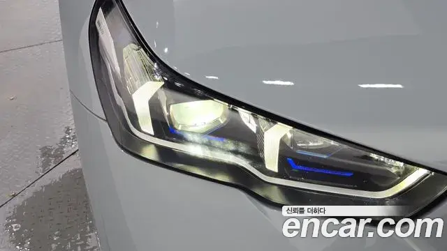 BMW 5 Series 2024 — Şəkil 28/35