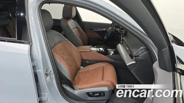 BMW 5 Series 2024 — Şəkil 19/35