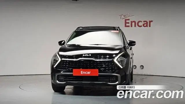 Kia Sportage 2021 — Фото 3/20