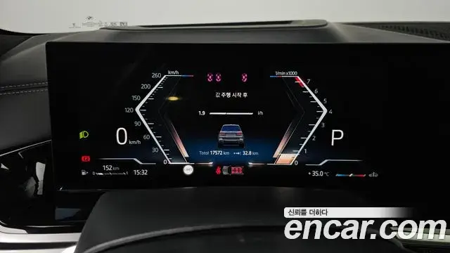 BMW X7 2024 — ფოტო 13/42