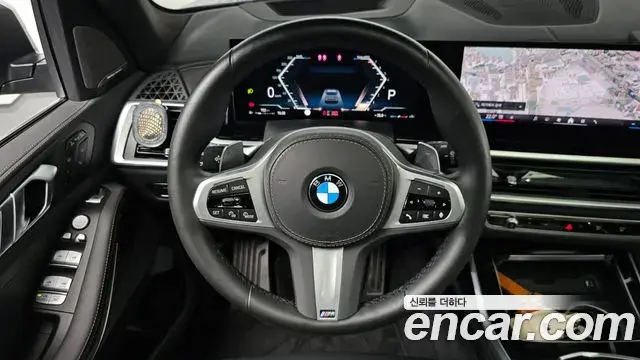 BMW X7 2024 — ფოტო 14/42