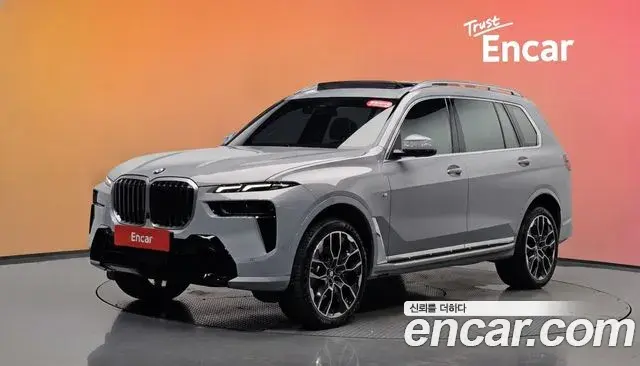 BMW X7 2024 — ფოტო 32/42