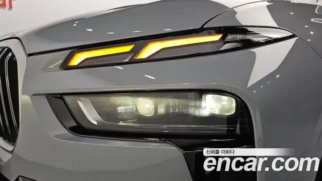 BMW X7 2024 — ფოტო 15/42