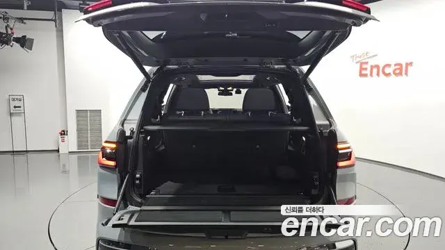 BMW X7 2024 — ფოტო 22/42