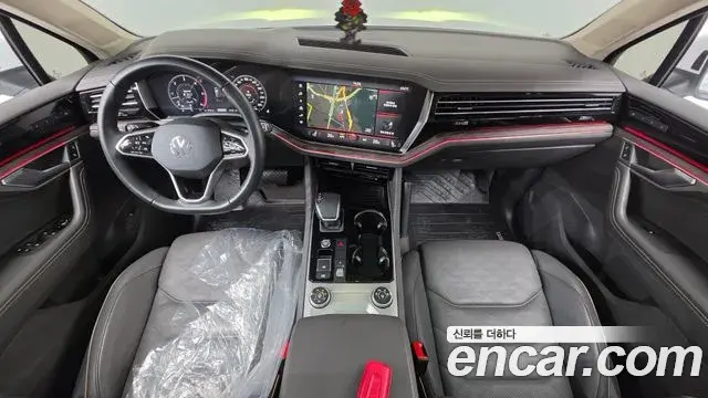 Volkswagen Touareg 2021 — Şəkil 12/20