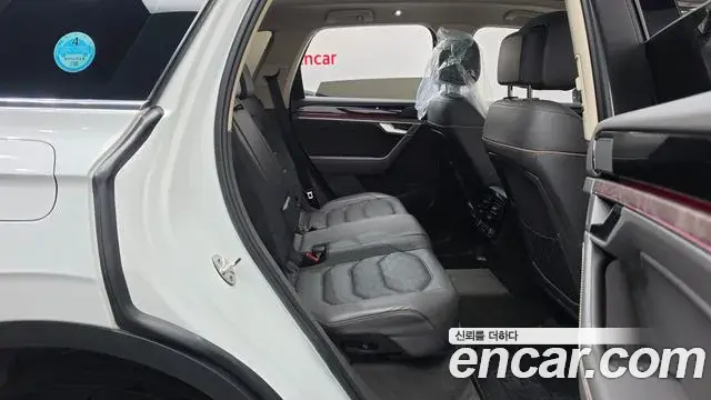 Volkswagen Touareg 2021 — Şəkil 14/20