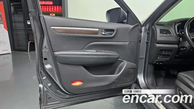 Renault Samsung QM6 2019 — ფოტო 7/30
