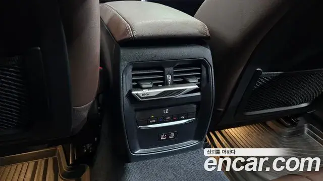 BMW 3 Series 2023 — Şəkil 19/33