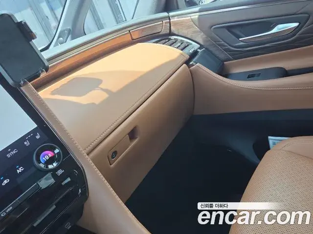 Toyota Alphard 2024 — ფოტო 4/10
