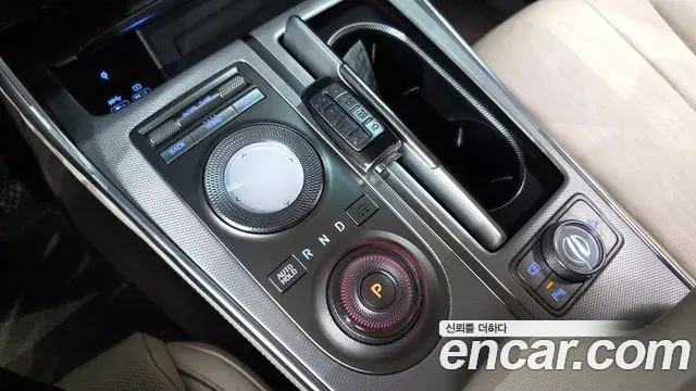 Genesis GV80 2020 — ფოტო 26/32