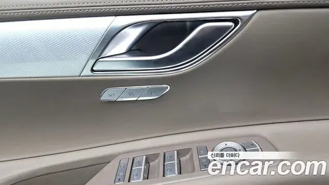 Genesis GV80 2020 — ფოტო 30/32