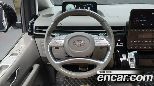 Hyundai Staria 2021 — Фото 13/20
