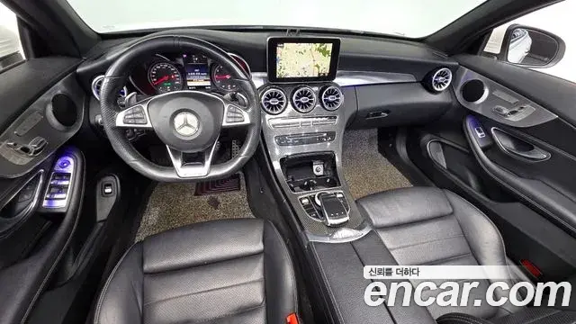 Mercedes-Benz C-Class 2018 — ფოტო 16/20