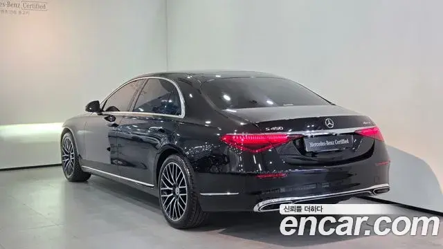 Mercedes-Benz S-Class 2025 — Photo 2/14