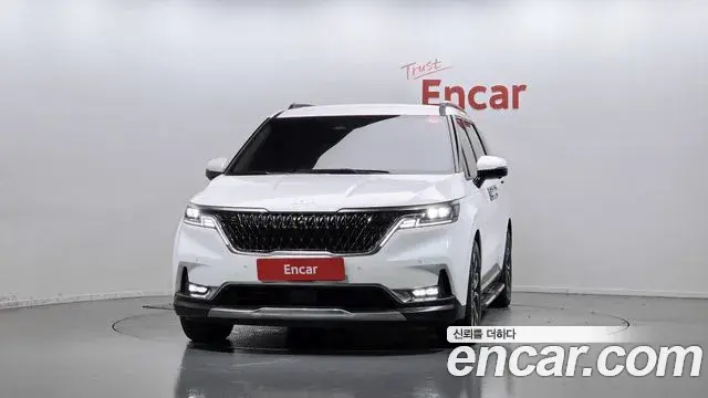 Kia Carnival 2023 — Фото 3/20
