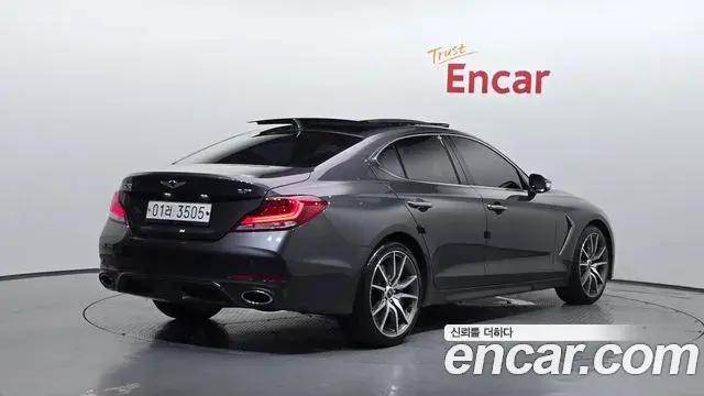 Genesis G70 2018 — Фото 2/20