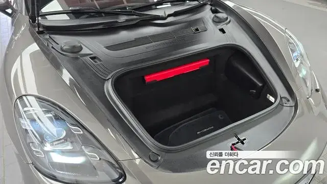 Porsche 718 Boxster 2019 — Şəkil 7/31